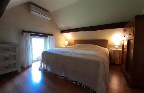 Ygrande House | Gîte Avec Piscine Sainte Anne