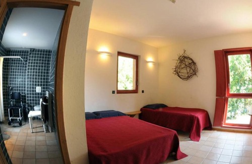 Bar-sur-Seine House | Gîte Bar-sur-Seine, 7 pièces, 26 personnes - FR-1-543-134