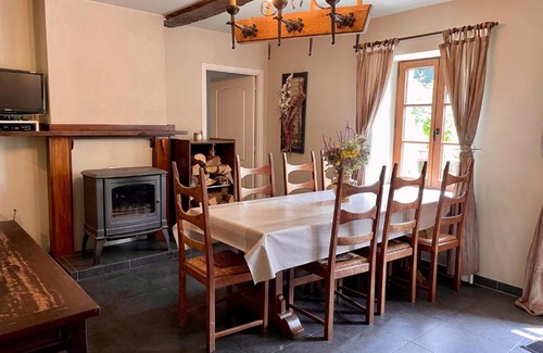 Vireux-Wallerand House | Gîte Basilic Havre de Paix pour 7 Personnes au Cœur de la Nature et près de la Meuse