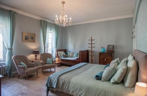 Bonnes House | Gîte Côté Rivière