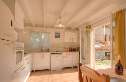 Carbuccia Cottage | Gîte Celavu au Calme Avec Piscine