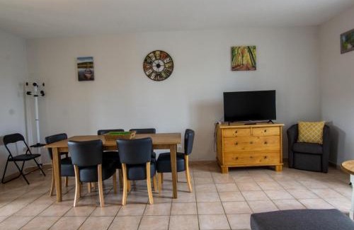 Saint-Mesmin Apartment | Gîte charmant avec terrasse et équipements modernes, idéal pour nature et détente en Périgord - FR-1-616-213