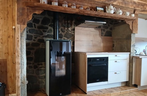 Montgreleix House | Gîte chez Jeantou in Montgreleix