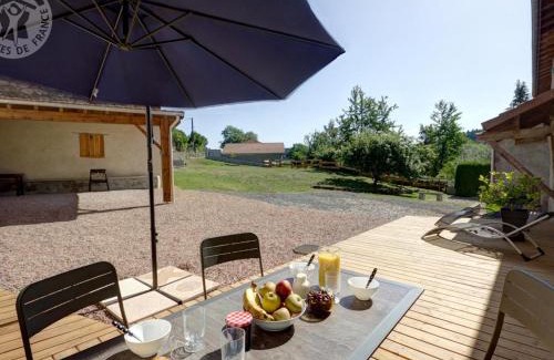 Champoly House | Gîte confortable avec jardin clos et wifi - FR-1-496-171