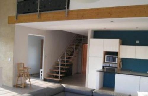 Ville-sur-Yron House | Gîte Contemporain en Écovillage avec Grande Terrasse et Proximité Attractions, 3 Chambres, PMR - FR-1-584-123