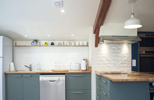 Morlaix Apartment | Gîte Cosy et Calme, Avec spa et Jardin, au Cœur de Morlaix