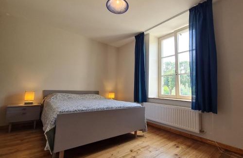 Luneville House | Gîte cosy face au parc des Bosquets, avec parking, terrasse et à deux pas du château de Lunéville - FR-1-584-293