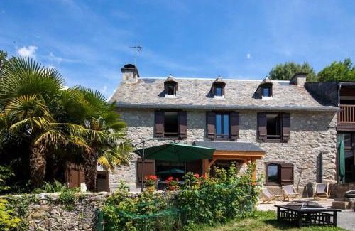 Cazaux-Debat House | Gîte d'AURE. Classé en meublé 4 étoiles.