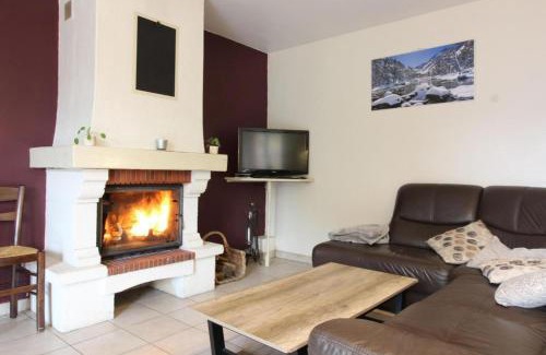 Ouzous House | Gîte d'Ayzi