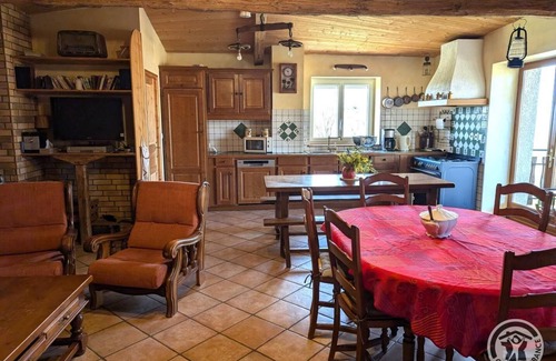 Saint-Clement-les-Places House | Gîte de la Grange du Mas Est