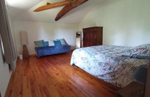 Bage-la-Ville House | Gîte de champvent Nalaque