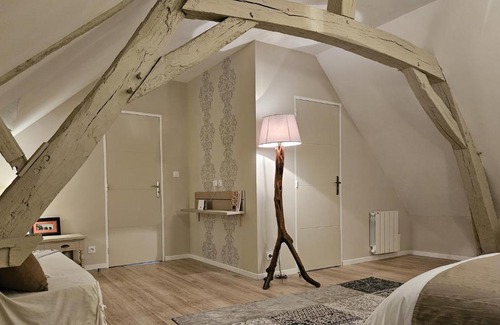 Pouille Apartment | Gîte de charme Le 14 La Bruyère. Chez Sophie.