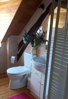 Saint-Bonnet-la-Riviere Apartment | Gîte de France à Saint-Bonnet-la-Rivière 3 épis - Gîte de France 8 personnes MAE-8984