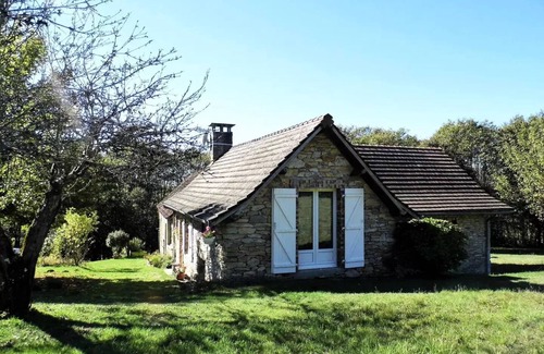 Sainte-Fortunade Villa | Gîte de France Gite of chouvert "francois" 3 ears - Gîte de France 4 people