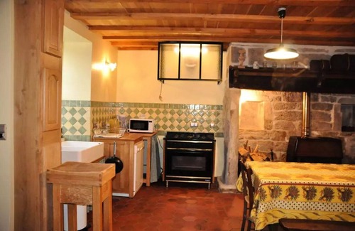 Chaumeil Villa | Gîte de France Les weasels 3 ears - Gîte de France 4 people