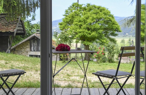 Champagneux House | Gîte de la Cascade, Maison Spacieuse Avec Piscine