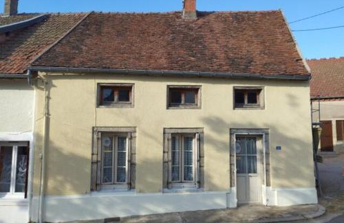 La Roche-en-Brenil House | Gîte de la danse