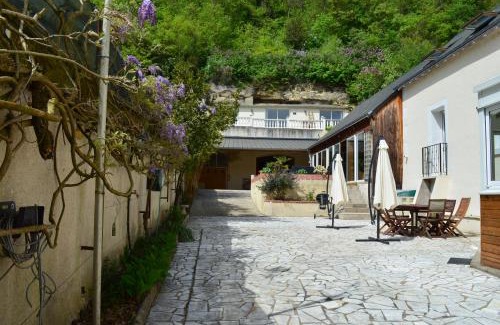 Nazelles-Negron House | Gîte de la Merluchette