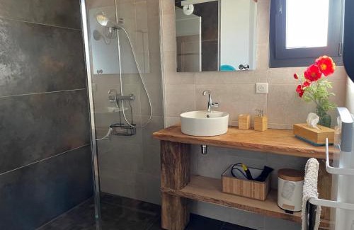 L'Etoile House | Gîte des 5 cépages avec jacuzzi 3 étoiles