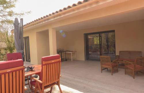 Chauzon House | Gîte des Traverses - Chauzon, Ardèche