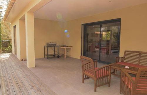 Chauzon House | Gîte des Traverses - Chauzon, Ardèche