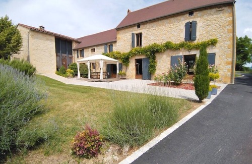 Marnac Cottage | Gîte DORDOGNE: Cottage de la Mothe 8 people