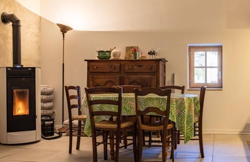 Saint-Floret House | Gîte du Chastel - Saint Floret
