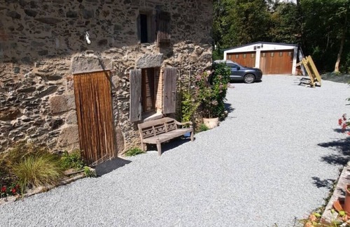 Pouzauges House | GÎTE DU PETIT MOULIN