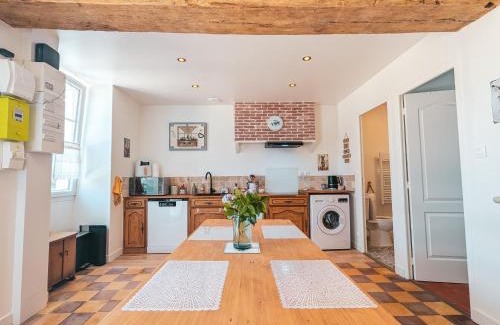 Azay-le-Ferron House | Gîte en Brenne avec Jardin Clos et Parking - FR-1-591-737