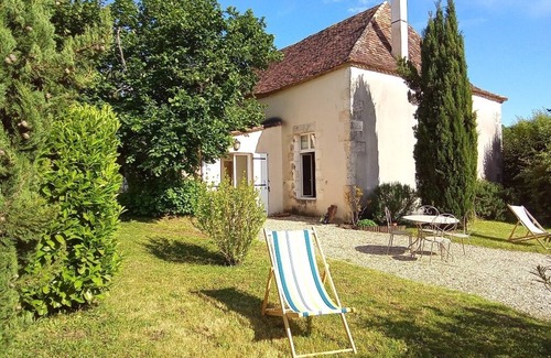 Bergerac House | Gîte en Périgord Pleine Nature Piscine