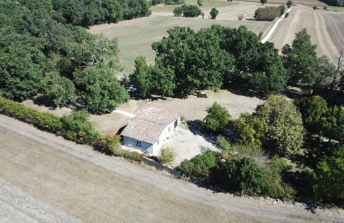 Maubec House | Gîte en pleine nature, A la douceur des Chênes