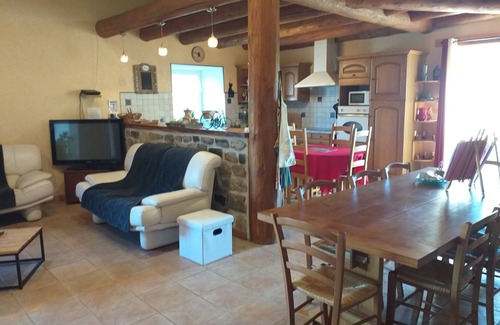 Saint-Jeures Cottage | Gîte Familial - 4 stars - Private balneo-spa and sauna - Enclosed garden