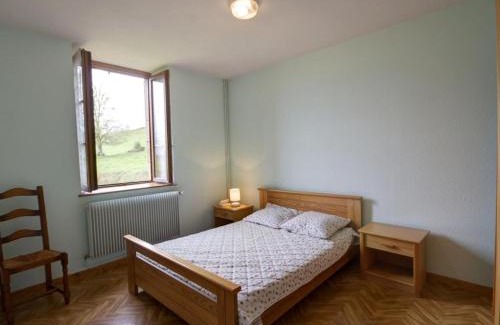 La Chambonie House | Gîte familial avec jardin clos, idéal pour randonnées et escapades nature, animaux acceptés - FR-1-496-196