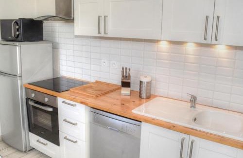Luynes House | Gîte familial avec piscine chauffée et jardin privatif près des châteaux de la Loire - FR-1-381-393