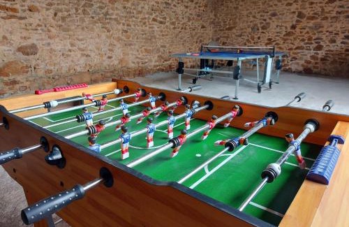 Juvigne House | Gîte familial avec salle de jeux, vélos, pétanque et pêche près de Juvigné - FR-1-600-210