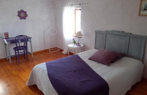 Saint-Germain House | Gîte familial calme avec jardin, wifi et équipements bébé, animaux acceptés - FR-1-584-92