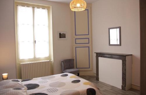 Sarge-sur-Braye House | Gîte familial spacieux, idéal pour nature et randonnées - 3 chambres, jardin clos, équipement complet - FR-1-491-385