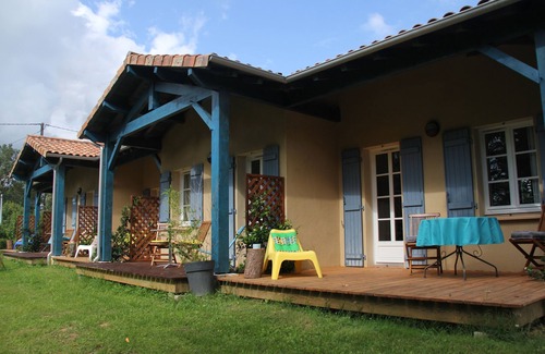 Eauze Apartment | Gîte Frangipanier 2 Pers - Piscine, Confort & Nature - Au Petit Bernerot