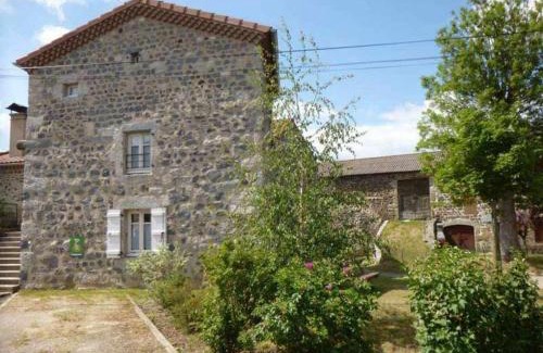Rauret House | Gîte indépendant 4 pers. à Rauret avec cour, proche gorges de l'Allier, parking privé, animations. - FR-1-582-193
