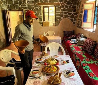 Zaouiat Ahansal Hotel | Gîte Jamal taghia