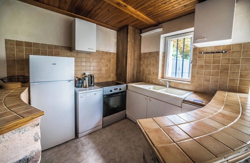 Royere-de-Vassiviere House | Gîte Jardin - Broussas Beach - Stay In Vassivière