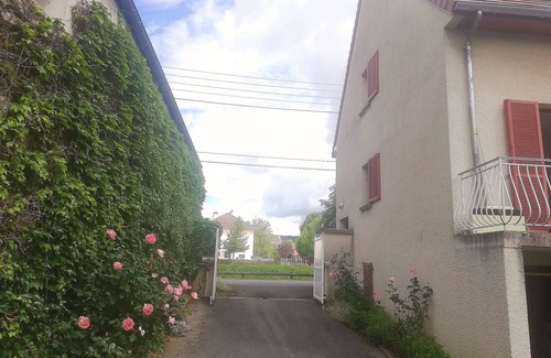 Chateau-Thierry Bed & Breakfast | Gîte Jardin d'Eden