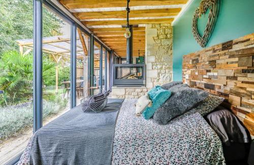Valognes House | Gîte L'écurie avec spa privatif