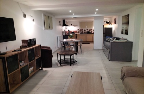 Baume-les-Dames Apartment | Gîte L'echappée Comtoise Spacieux Avec Superbe Jardin Pour 4 Personnes !