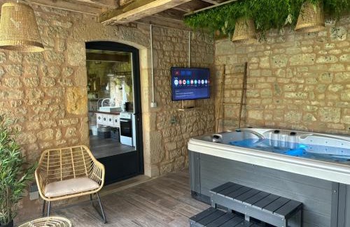 Valognes House | Gîte La Boulangerie de La Trigalle avec SPA privé