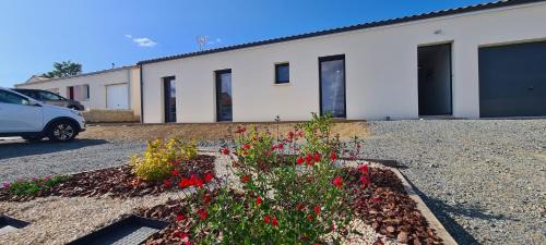 Les Epesses House | Gîte la Couzinette 3km du parc Puy du Fou