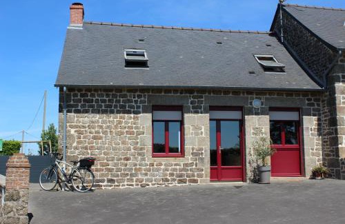 Pontmain House | Gîte La Loussaudrie