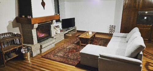 Ferrieres-sur-Sichon House | Gîte La Pommerie