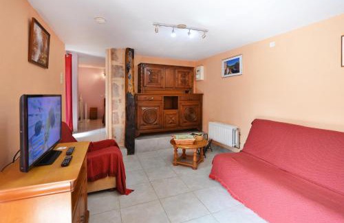 Villecomtal House | Gîte Le Pressoir domaine de jouani
