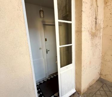 Avallon Apartment | Gîte Le Saint Père